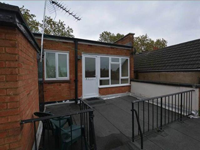 2 Bedroom Apartment To Rent In Queensway, Milton Keynes, MK2