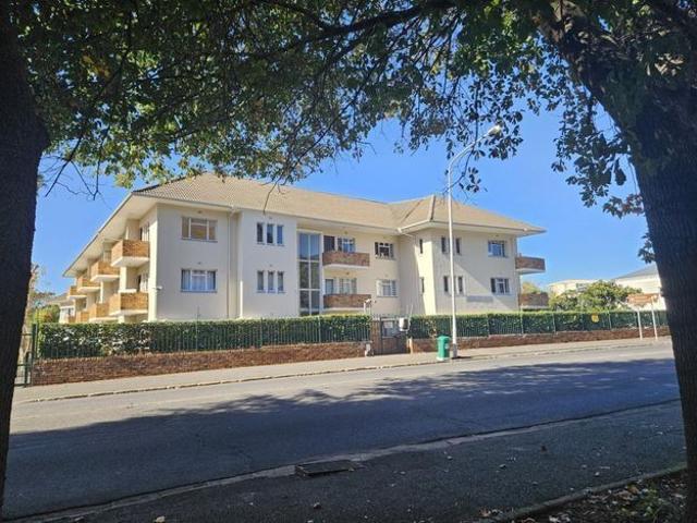 2 Bedroom apartment to rent in Rondebosch, Cape Town