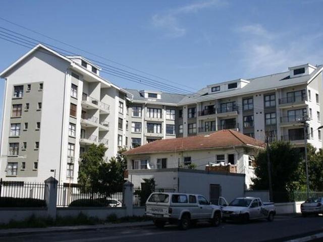 2 Bedroom apartment to rent in Rondebosch, Cape Town