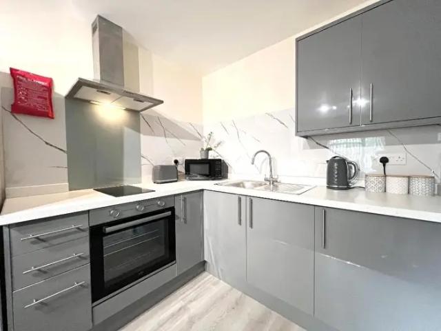 2 Bedroom Apartment To Rent In Room Leaper Street, DE1