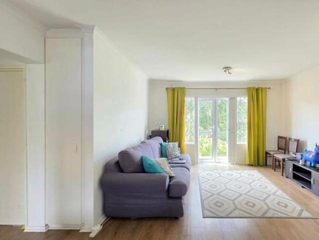 2 Bedroom apartment to rent in Rosebank, Cape Town