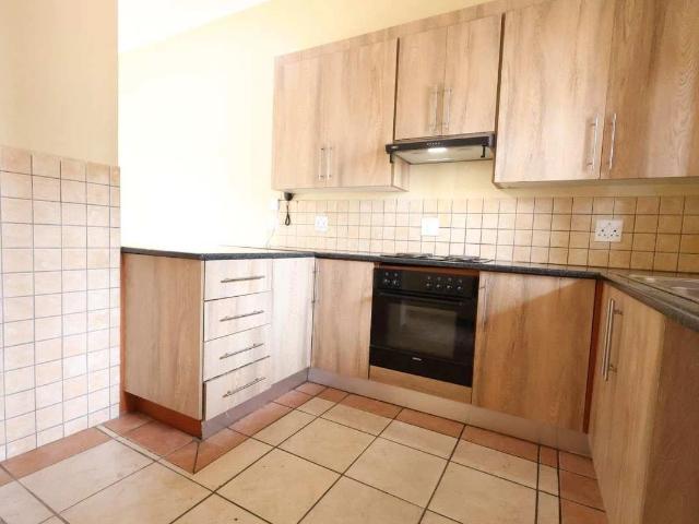 2 Bedroom Apartment to Rent in Woodlands Estate