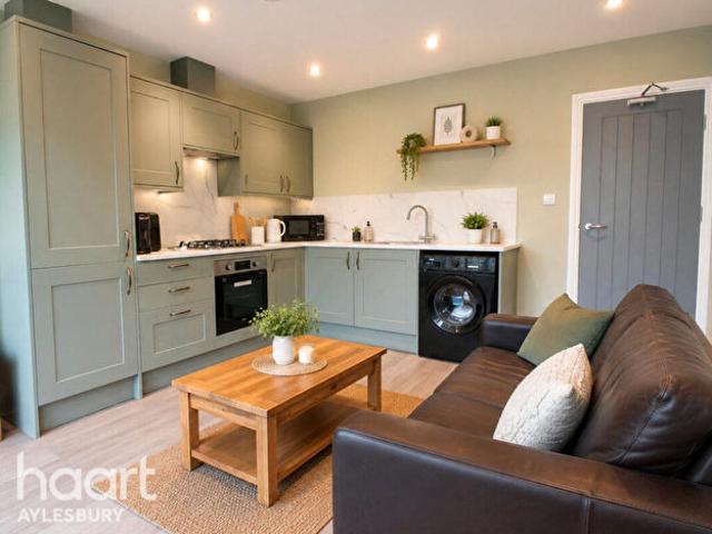 2 Bedroom Apartment To Rent In Wendover Road, Aylesbury, HP21
