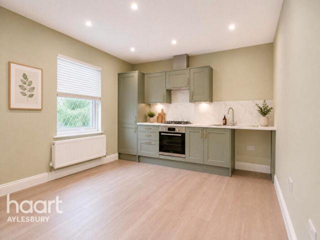 2 Bedroom Apartment To Rent In Wendover Road, Aylesbury, HP21