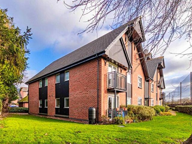 2 Bedroom Apartment To Rent In West Dock, The Wharf, Leighton Buzzard, Buckinghamshire, LU7