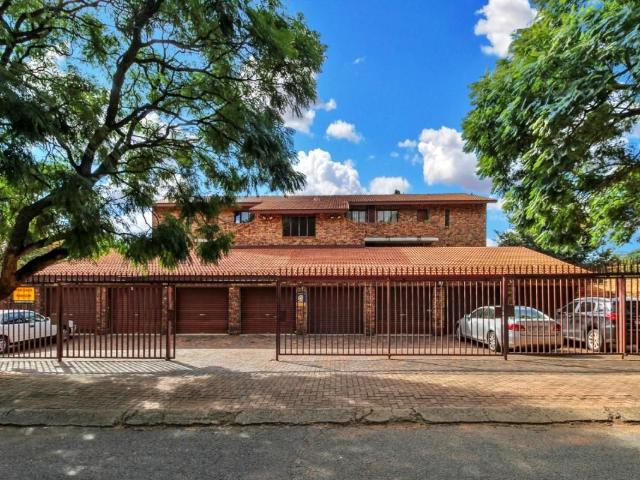 2 Bedroom apartment to rent in Windsor West, Randburg