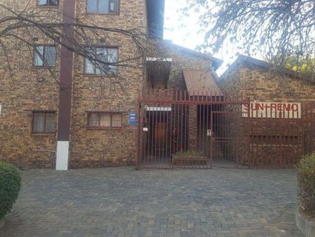 2 Bedroom apartment to rent in Windsor West, Randburg
