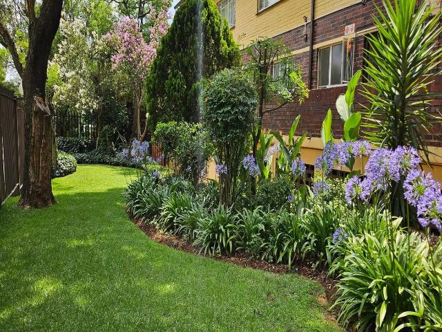 2 Bedroom apartment to rent in Windsor East, Randburg