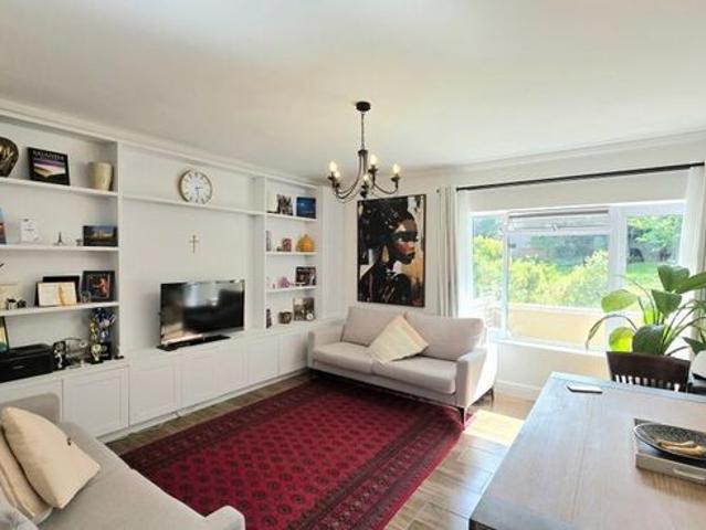 2 Bedroom apartment to rent in Wynberg Upper, Cape Town