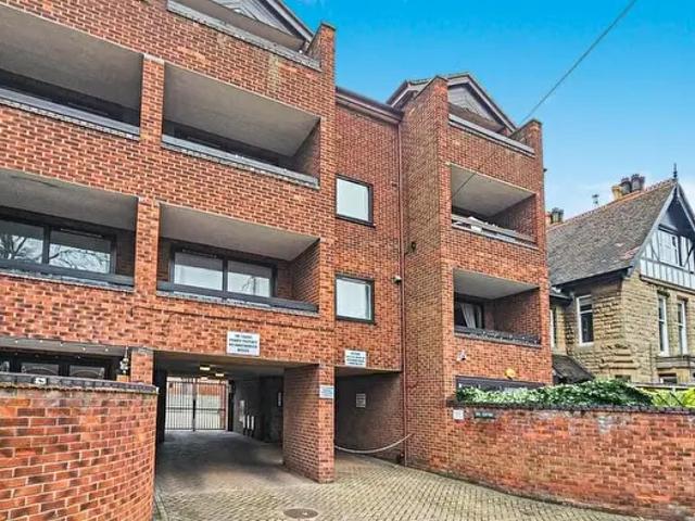 2 Bedroom Apartment To Rent In The Covers, Fox Road, West Bridgford, Nottingham, NG2