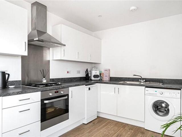 2 Bedroom Apartment To Rent In Thenford Way, Banbury, Oxfordshire, OX16