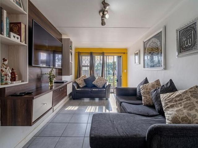 2 Bedroom apartment to rent in Thornton, Cape Town
