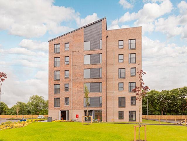 2 Bedroom Apartment To Rent In Thread Court, Glasgow, G40