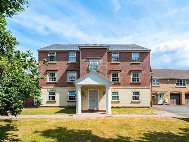 2 Bedroom Apartment To Rent In Trundalls Lane, Dickens Heath, B90