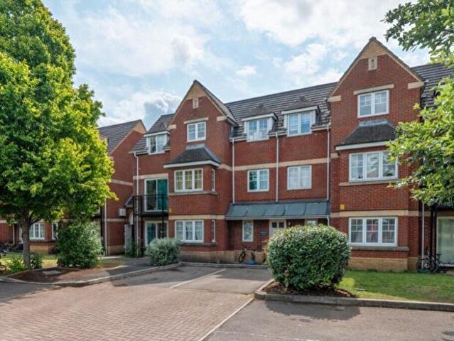 2 Bedroom Apartment To Rent In Troy Close, Headington, Oxford, OX3