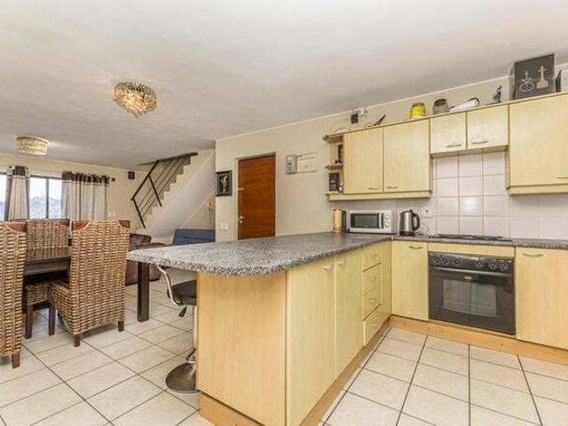 2 Bedroom apartment to rent in Tyger Waterfront, Bellville