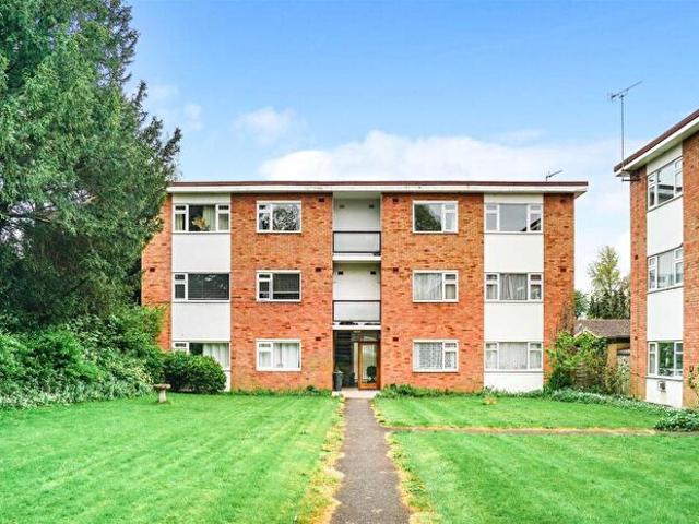 2 Bedroom Apartment To Rent In Upper Holly Walk, Leamington Spa, CV32