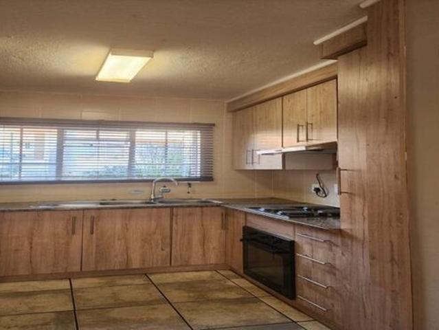 2 Bedroom apartment to rent in Valencia Park, Nelspruit