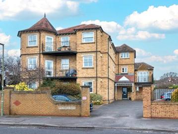 2 Bedroom Apartment To Rent In Victoria Gate, Victoria Road, Oxford, OX2