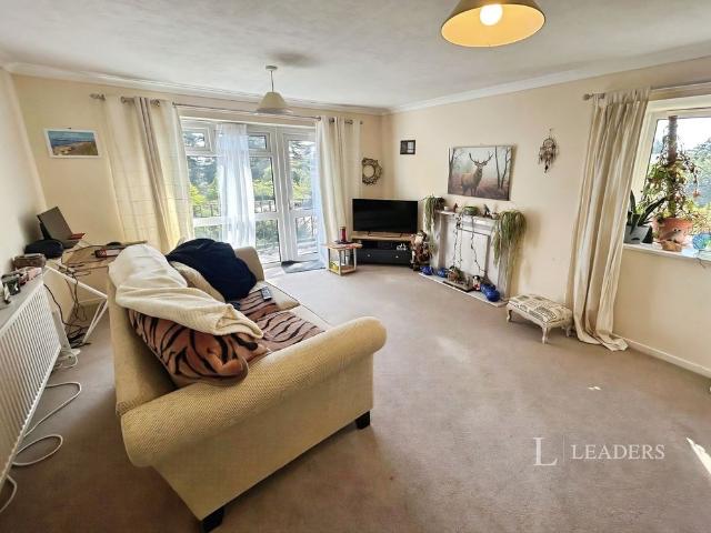 2 bedroom apartment to rent Johnson Road, Uppingham, Oakham, LE15
