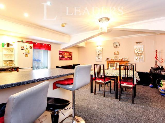 2 bedroom apartment to rent Oban Road, Southend on Sea, Essex, SS2