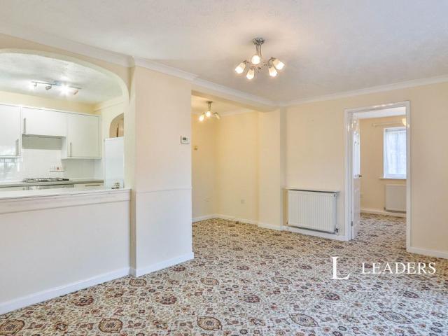 2 bedroom apartment to rent Lander Close, Poole, BH15