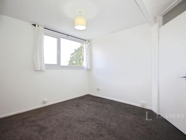 2 bedroom apartment to rent Lansdowne Crescent, Willes Road, Leamington Spa, CV32
