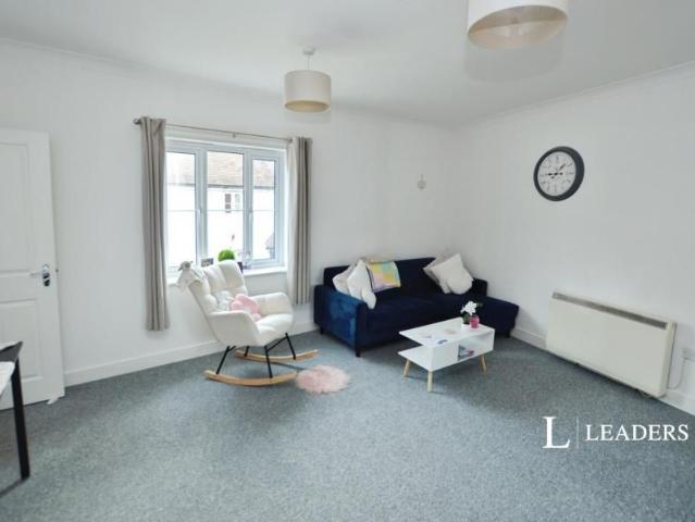 2 bedroom apartment to rent Marsh Crescent, Rowhedge, Colchester, CO5