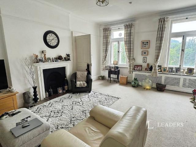 2 bedroom apartment to rent Meads Road, Eastbourne, BN20