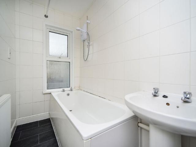 2 bedroom apartment to rent Newmarket Road, Brighton, BN2