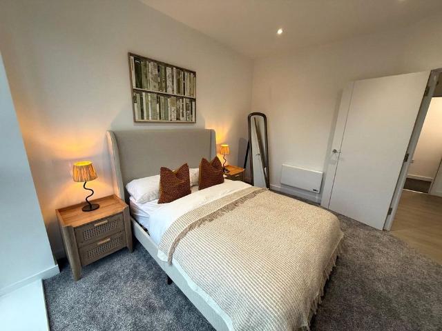 2 bedroom apartment to rent Silbury Boulevard, Milton Keynes, Buckinghamshire, MK9