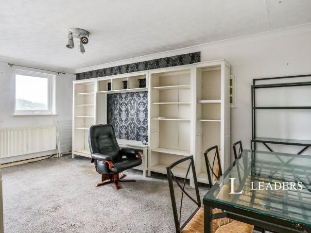 2 bedroom apartment to rent Slepe Crescent, Poole, BH12
