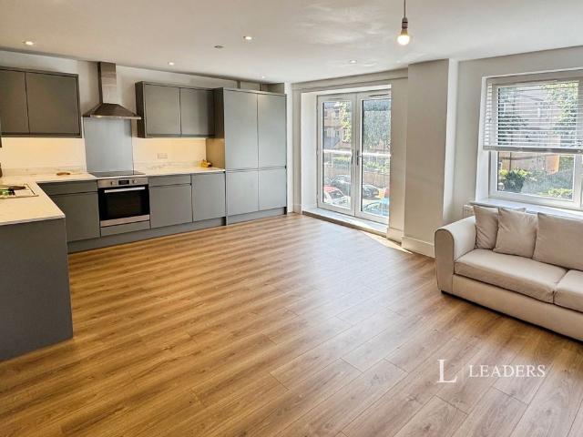 2 bedroom apartment to rent St. Leonards Road, Eastbourne, East Sussex, BN21