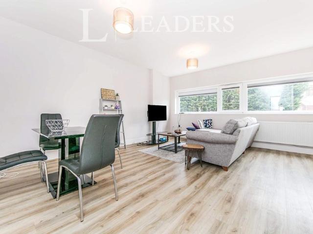 2 bedroom apartment to rent Station Square, Bergholt Road, Colchester, CO4