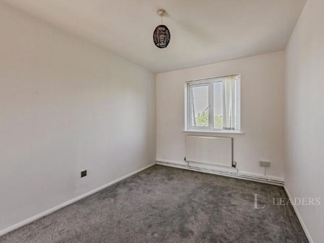 2 bedroom apartment to rent Peterhouse Parade, Crawley, West Sussex, RH10