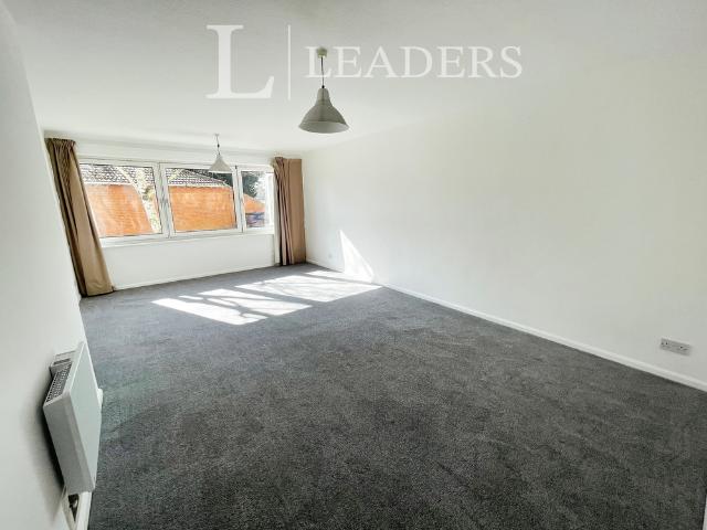 2 bedroom apartment to rent Pentlands Court, Cambridge, CB4