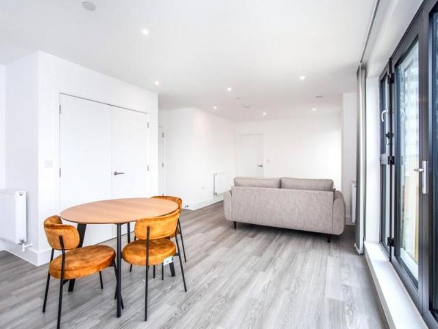 2 bedroom apartment to rent Pioneer Wharf, 6 Medway Street, Chatham, ME4
