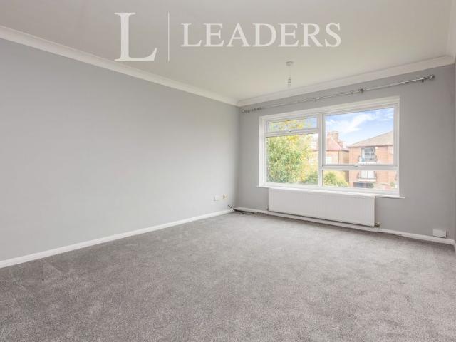 2 bedroom apartment to rent The Park, Sidcup, DA14
