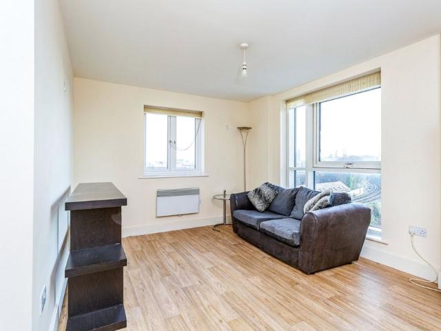 2 bedroom apartment to rent The Roundhouse, Gunwharf Quays, Portsmouth, PO1
