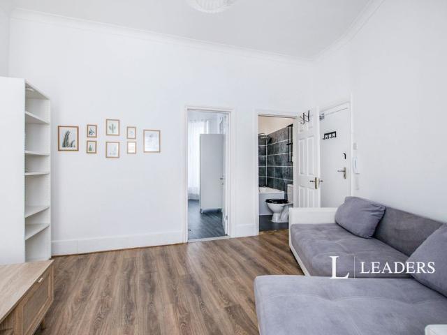 2 bedroom apartment to rent Tregonwell Road, Bournemouth, BH2