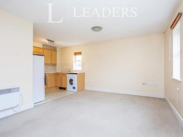 2 bedroom apartment to rent Victoria Place, North Road, Woking, GU21