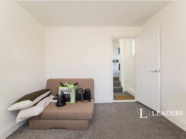 2 bedroom apartment to rent Victoria Road South, Southsea, PO5