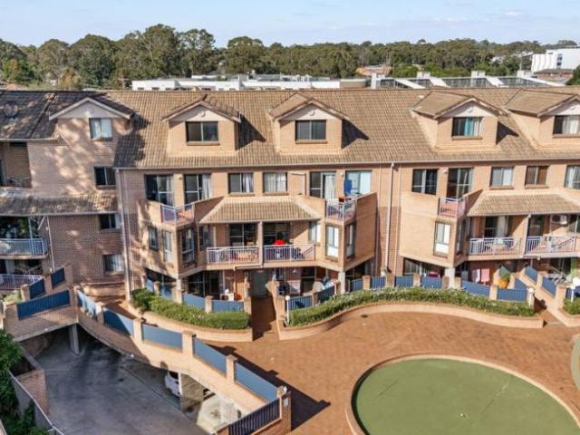 2 Bedroom Apartment Toongabbie, NSW 105335659