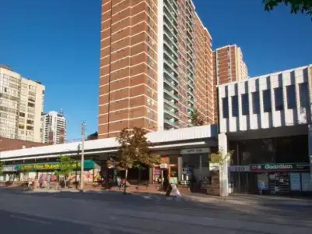 2 Bedroom Apartment Toronto ON 104401308