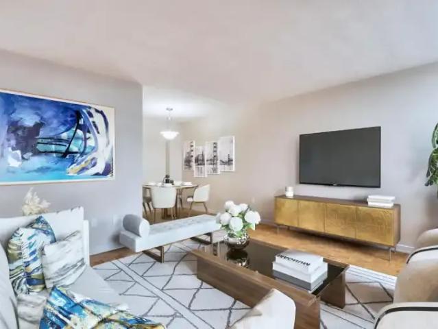 2 Bedroom Apartment Toronto ON 103321445