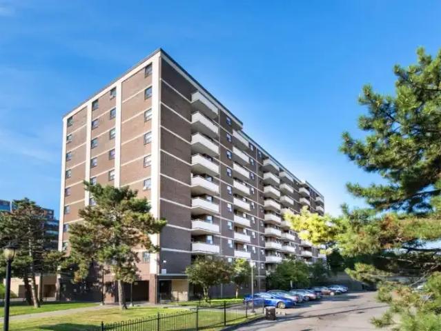 2 Bedroom Apartment Toronto ON 103652106