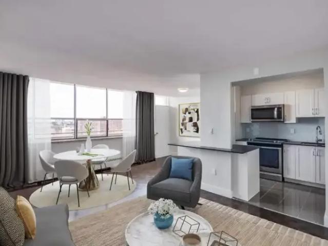 2 Bedroom Apartment Toronto ON 103694479