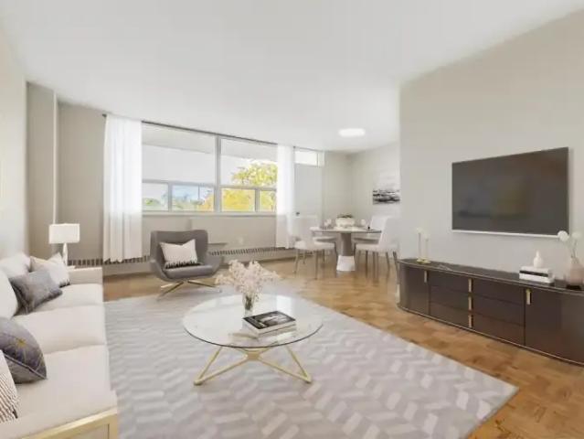 2 Bedroom Apartment Toronto ON LS101948105