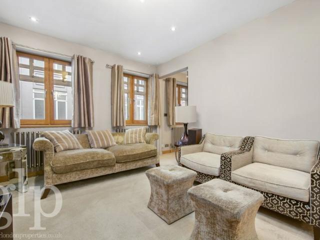 2 Bedroom Apartment, Upper John Street, Soho, W1F