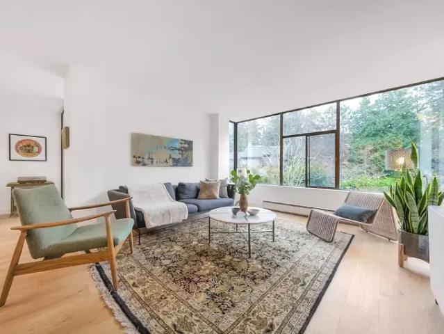 2 Bedroom Apartment Vancouver BC 105580481